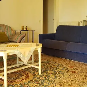 Beautiful In Winter Palace With Super Terrace And Wonderful View Appartement